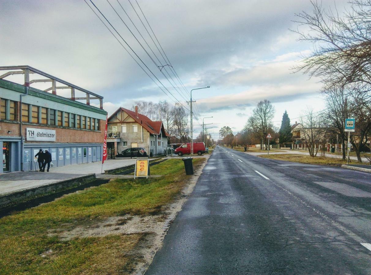 Fesztival Nyaralohaz Lejlighed Zamárdi Eksteriør billede
